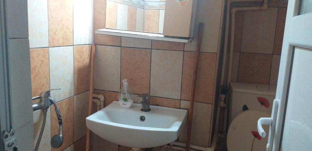 Garsoniera Apartamento Buzău Exterior foto